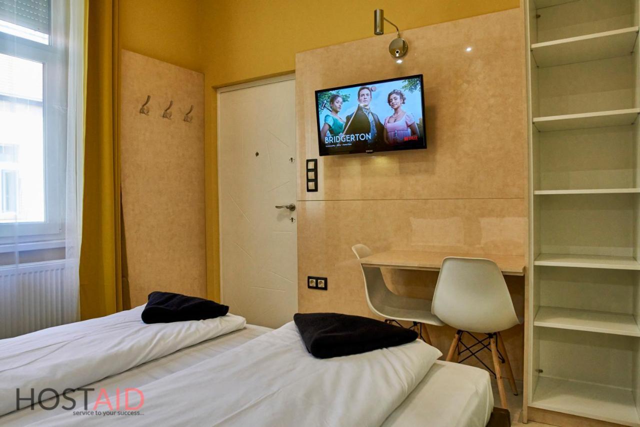 A13 Apartments - Budapest - Hostaid Eksteriør billede